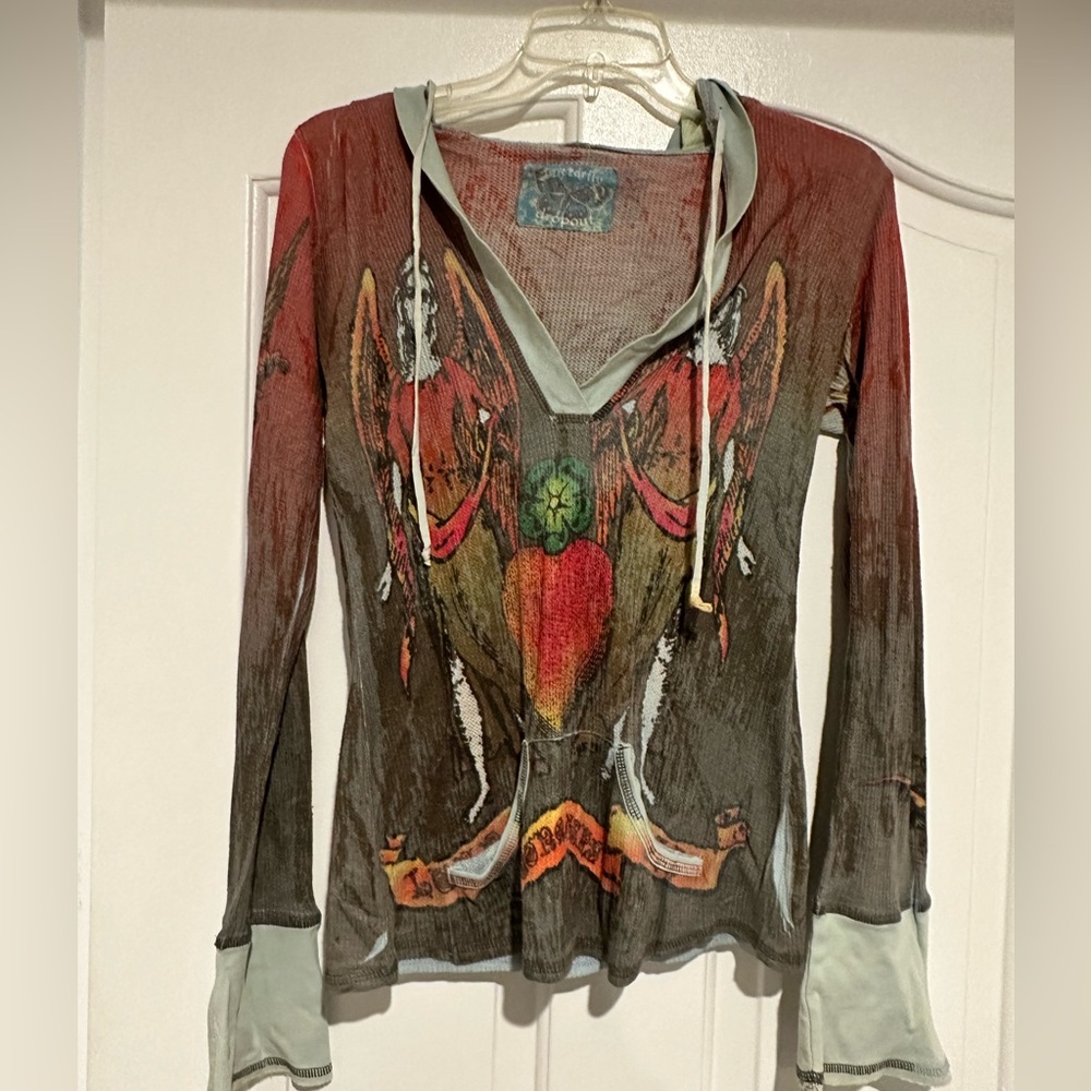 Butterfly Dropout Blouse